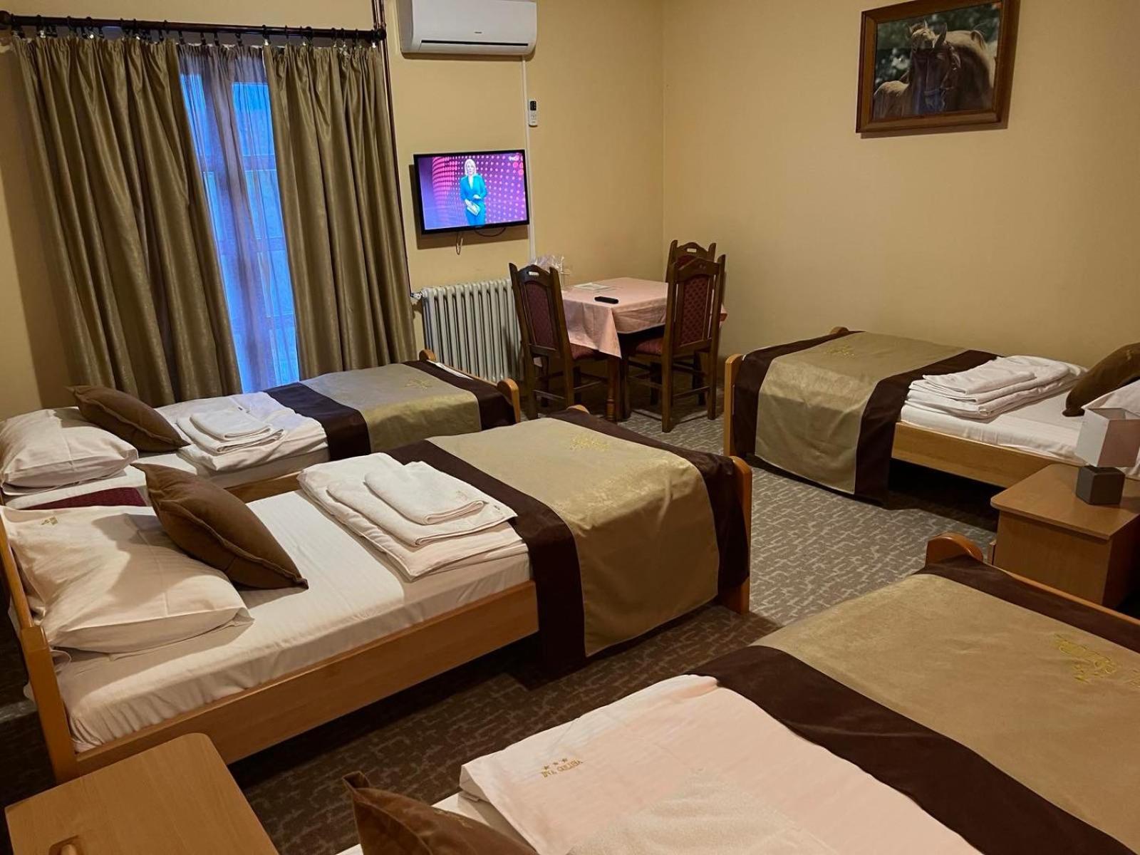 Hotel Dva Goluba Pale Kültér fotó
