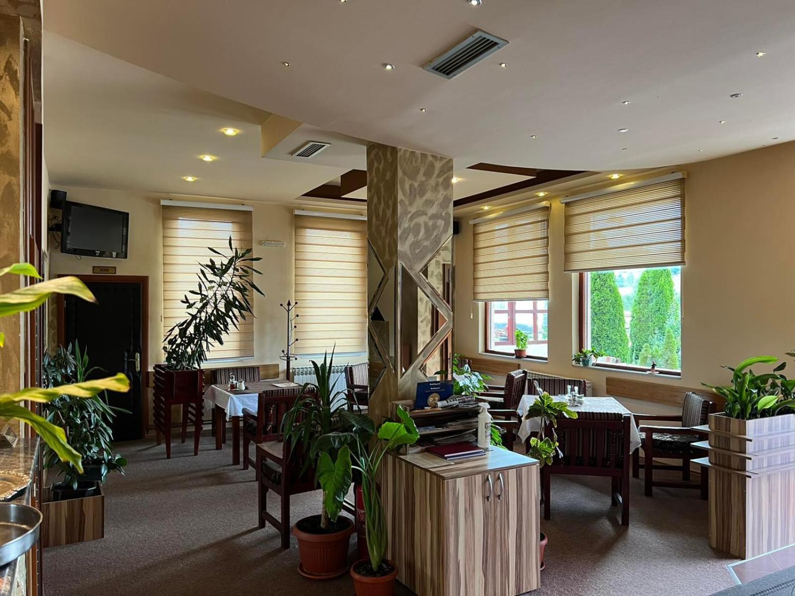 Hotel Dva Goluba Pale Kültér fotó