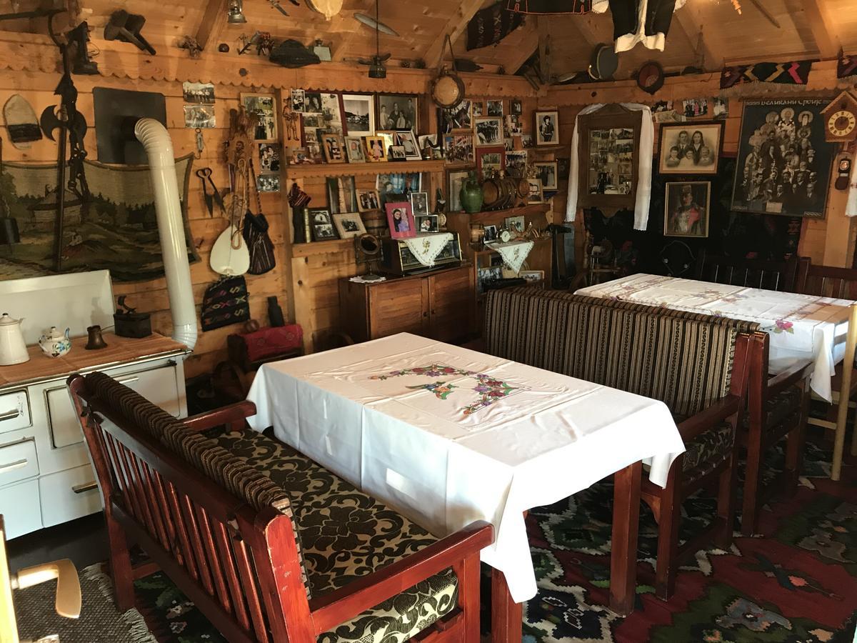 Hotel Dva Goluba Pale Kültér fotó